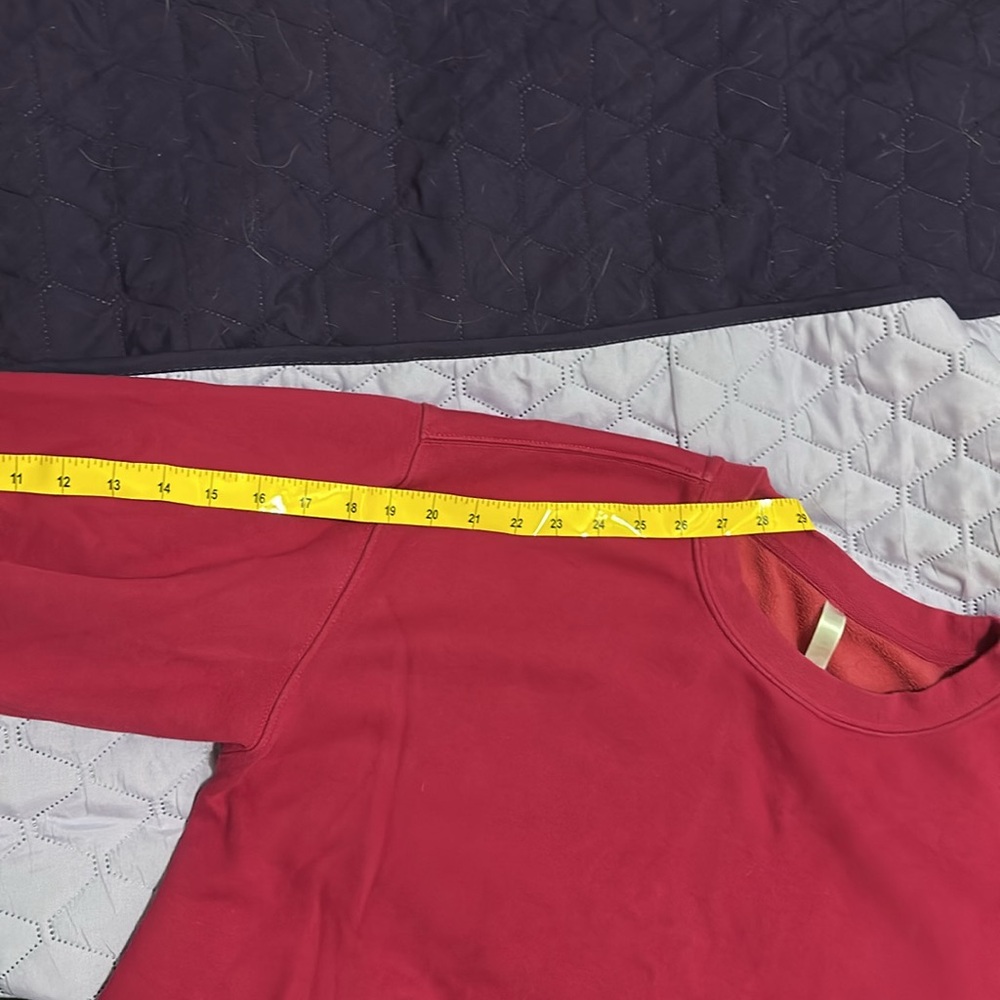 Fabletics Fleece Pullover - Large - Raspberry Red - image 4